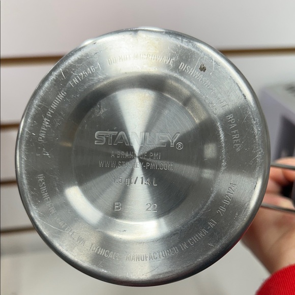 Stanley Vibrant Orange Vacuum Bottle 1.5qt / 1.4LT - Picture 4 of 4